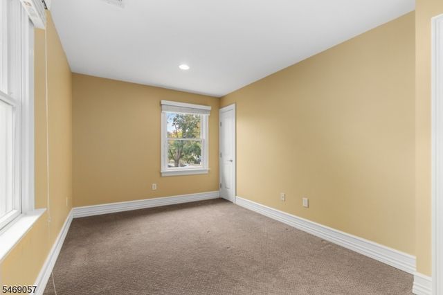 352 Westfield Ave, Ridgewood Village, NJ 07450
