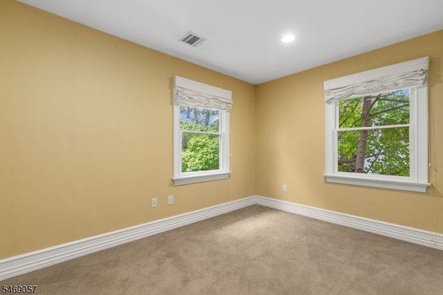 352 Westfield Ave, Ridgewood Village, NJ 07450
