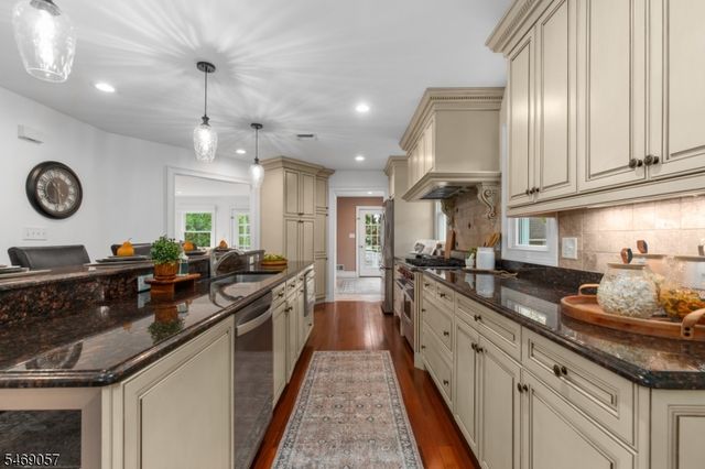 352 Westfield Ave, Ridgewood Village, NJ 07450