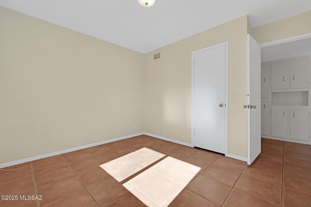 6432 E Brian Kent Street, Tucson, AZ 85710