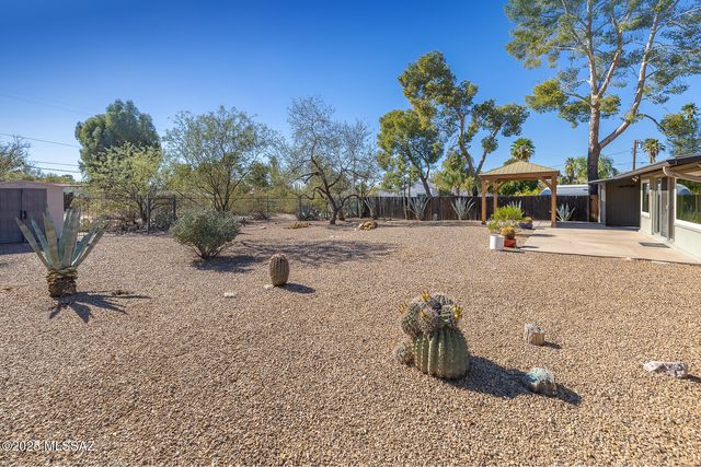 6432 E Brian Kent Street, Tucson, AZ 85710