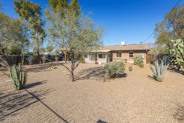 6432 E Brian Kent Street, Tucson, AZ 85710
