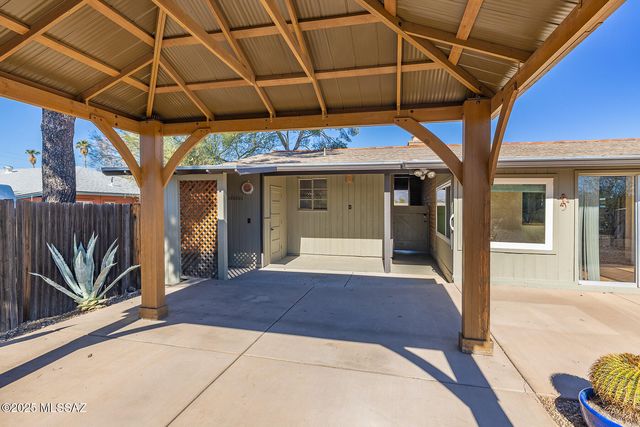 6432 E Brian Kent Street, Tucson, AZ 85710