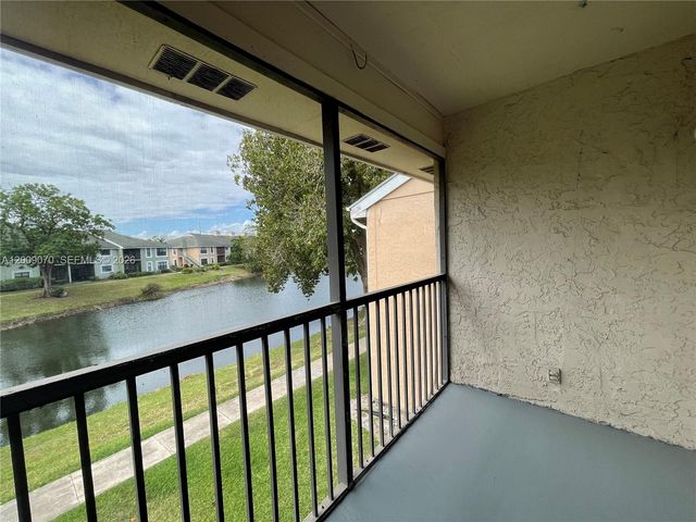 3957 NW 87th Ave 3957, Sunrise, FL 33351