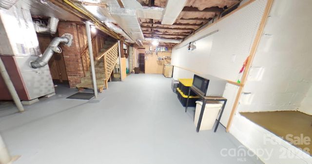214 Governors View Road, Asheville, NC 28805