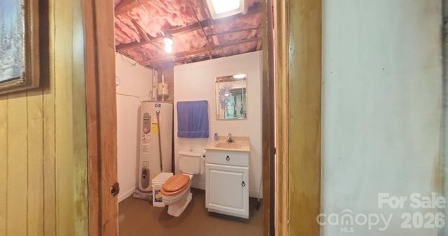 214 Governors View Road, Asheville, NC 28805