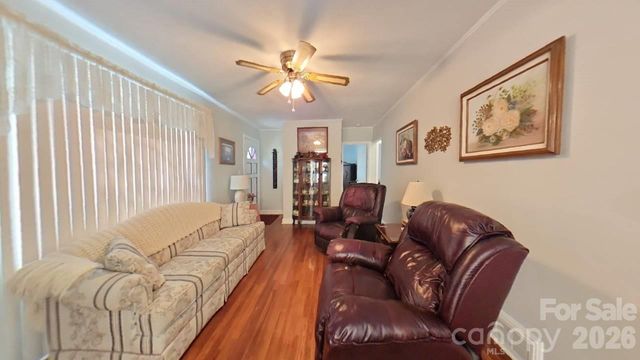 214 Governors View Road, Asheville, NC 28805