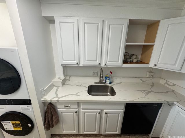 87-561 Farrington Highway 321, Waianae, HI 96792