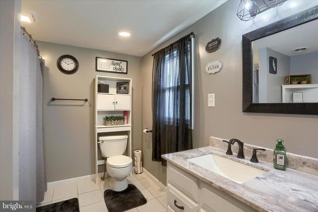 1590 ROUNDTOP RD, Middletown, PA 17057