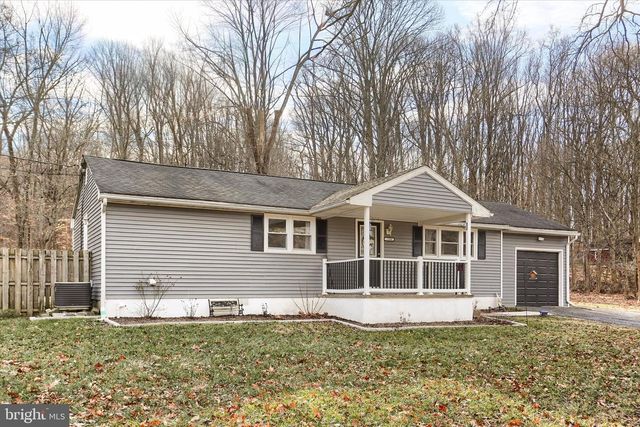 1590 ROUNDTOP RD, Middletown, PA 17057