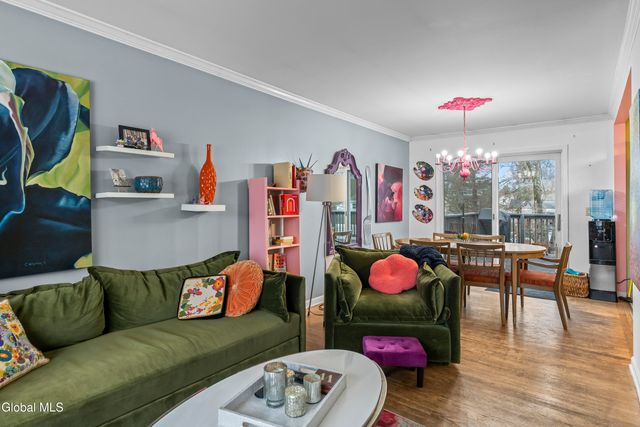 203 Deerfield Court, Voorheesville, NY 12186