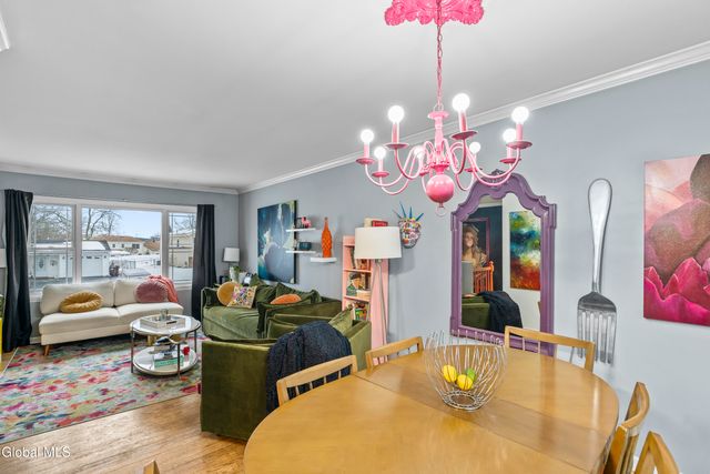 203 Deerfield Court, Voorheesville, NY 12186