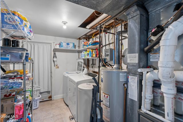 203 Deerfield Court, Voorheesville, NY 12186