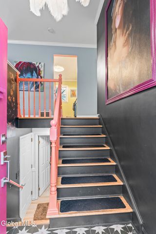 203 Deerfield Court, Voorheesville, NY 12186