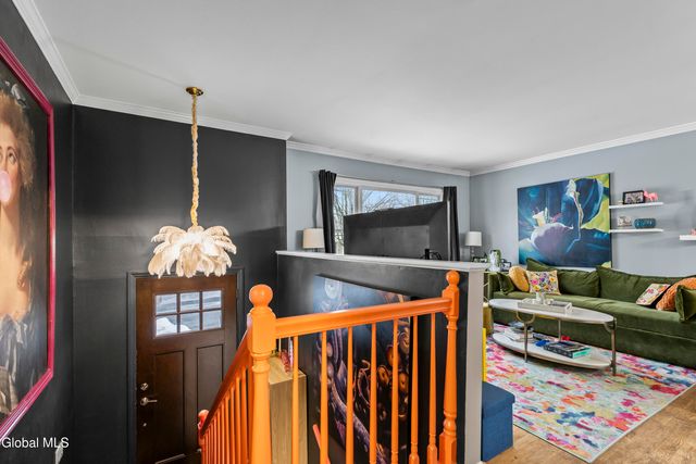 203 Deerfield Court, Voorheesville, NY 12186