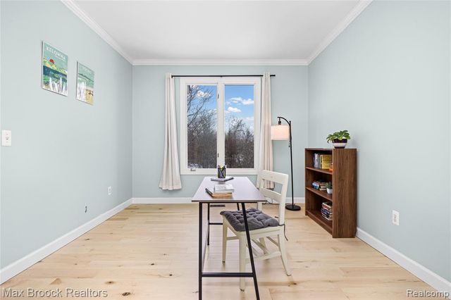 1205 Tulberry Circle, Rochester, MI 48306