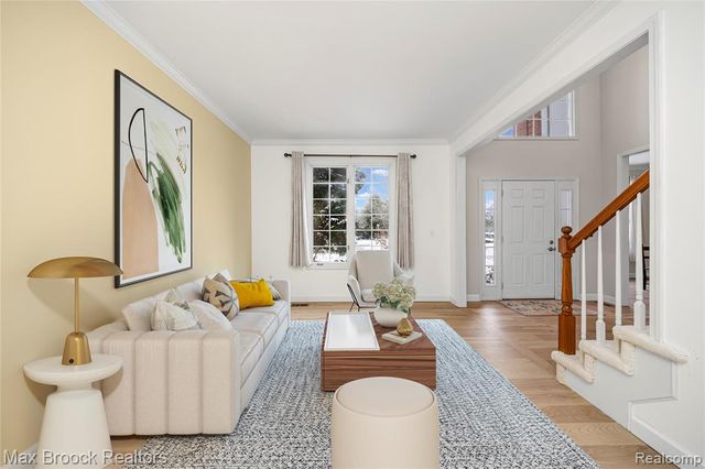 1205 Tulberry Circle, Rochester, MI 48306