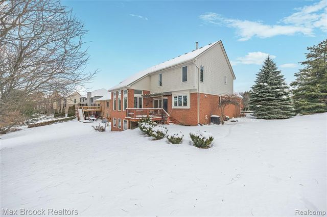 1205 Tulberry Circle, Rochester, MI 48306