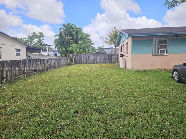 30000 SW 153rd Ave, Homestead, FL 33033