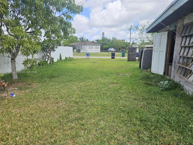 30000 SW 153rd Ave, Homestead, FL 33033