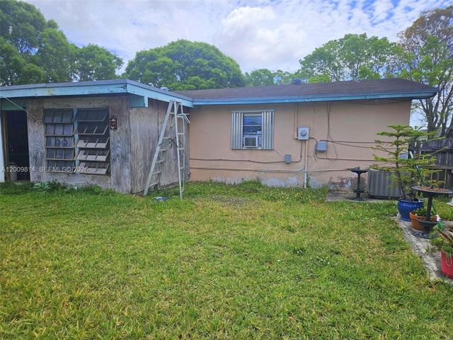 30000 SW 153rd Ave, Homestead, FL 33033