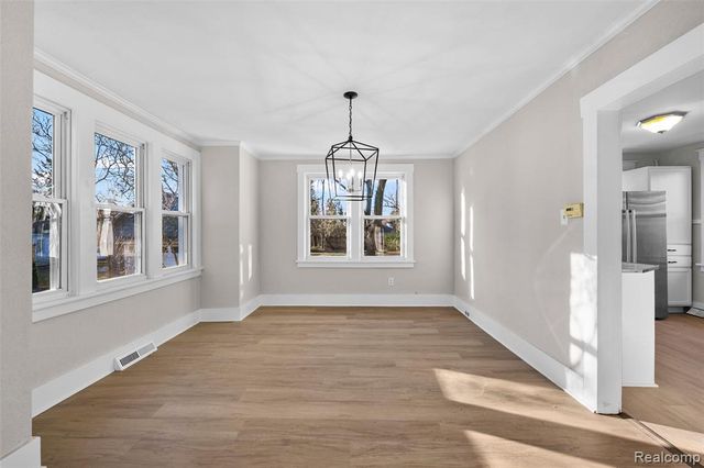 428 Bauman Avenue, Commerce Twp, MI 48017