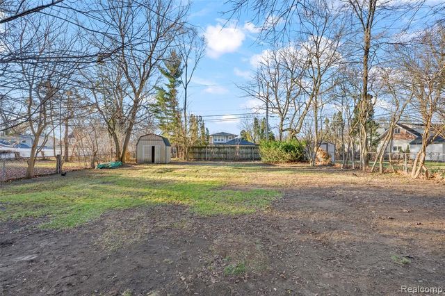 428 Bauman Avenue, Commerce Twp, MI 48017