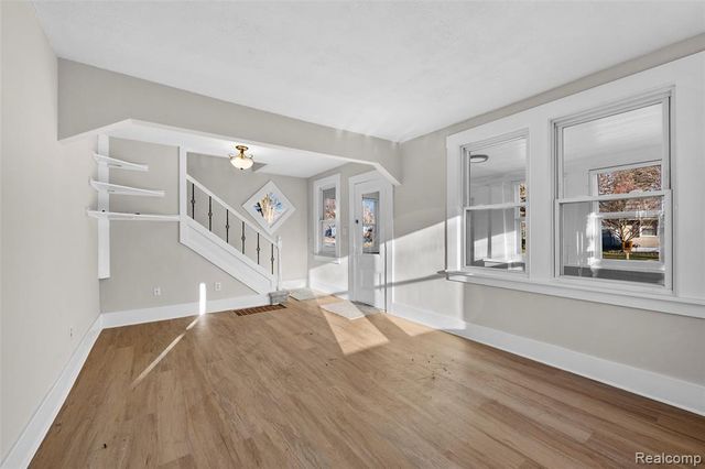 428 Bauman Avenue, Commerce Twp, MI 48017