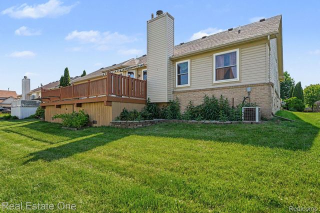 13941 Perry Place Court, Riverview, MI 48193