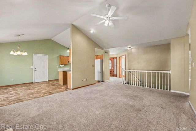 13941 Perry Place Court, Riverview, MI 48193