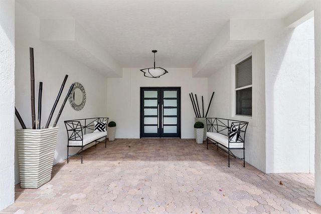 6015 Pinewood Avenue, Parkland, FL 33067
