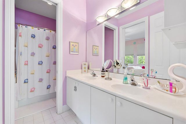 6015 Pinewood Avenue, Parkland, FL 33067