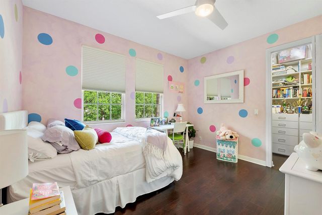 6015 Pinewood Avenue, Parkland, FL 33067