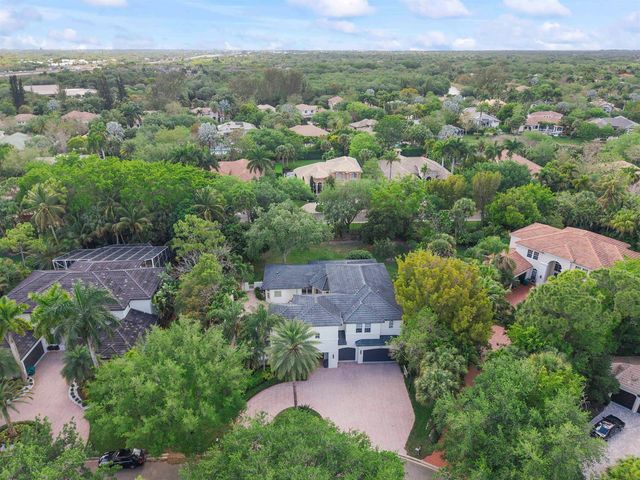 6015 Pinewood Avenue, Parkland, FL 33067