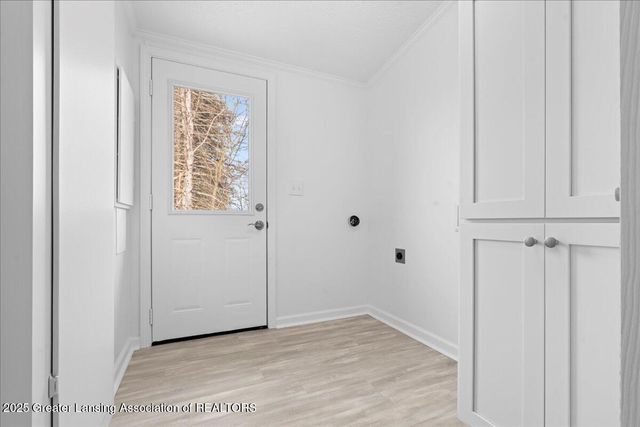 1976 Bolock Highway, Charlotte, MI 48813