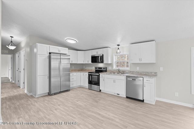 1976 Bolock Highway, Charlotte, MI 48813