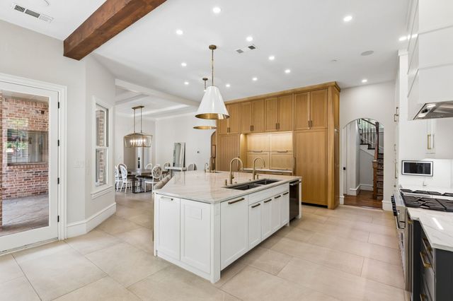 5707 Watson Circle, Dallas, TX 75225