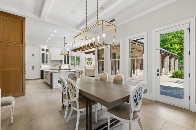 5707 Watson Circle, Dallas, TX 75225