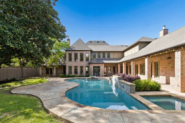 5707 Watson Circle, Dallas, TX 75225