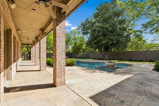 5707 Watson Circle, Dallas, TX 75225