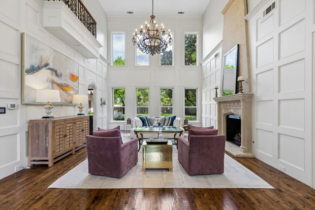 5707 Watson Circle, Dallas, TX 75225