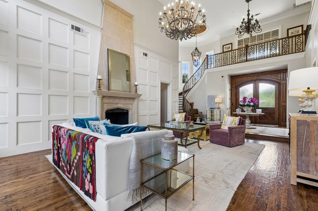 5707 Watson Circle, Dallas, TX 75225