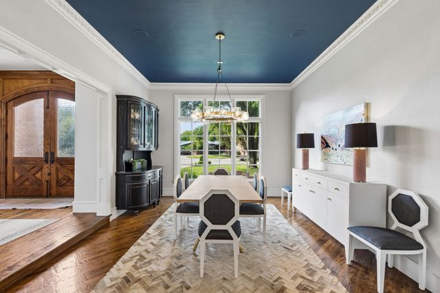 5707 Watson Circle, Dallas, TX 75225