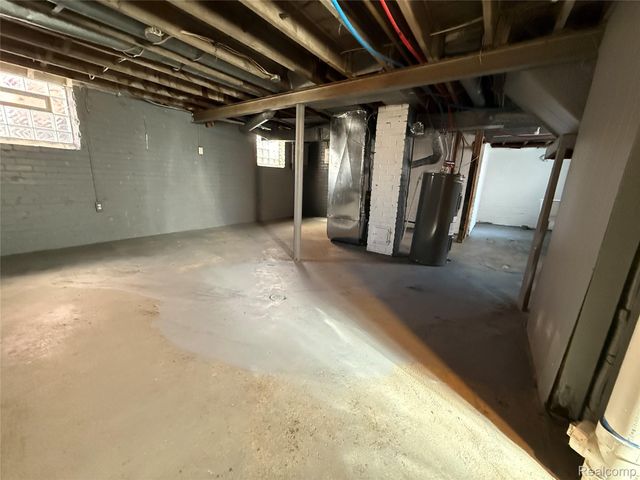 16206 Snowden Street, Detroit, MI 48235