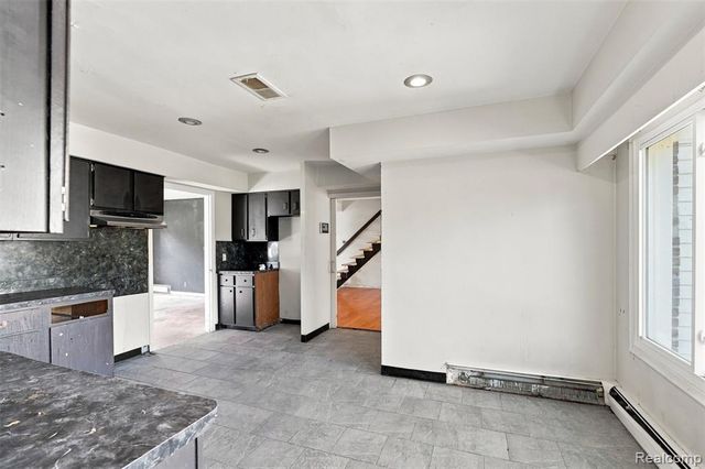 17620 Cornell Road, Southfield, MI 48075