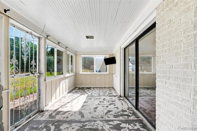 17620 Cornell Road, Southfield, MI 48075