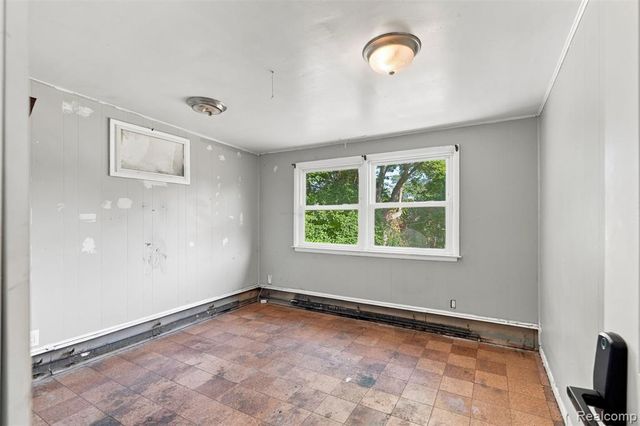 17620 Cornell Road, Southfield, MI 48075