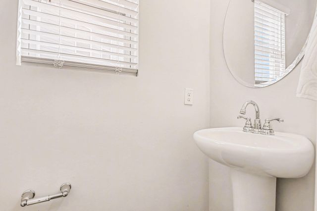 523 Purple Finch Road, Summerville, SC 29486