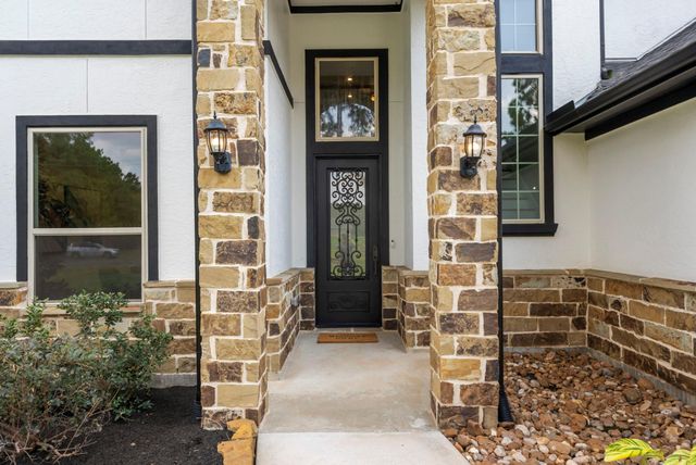 17679 Spur Court, Waller, TX 77484