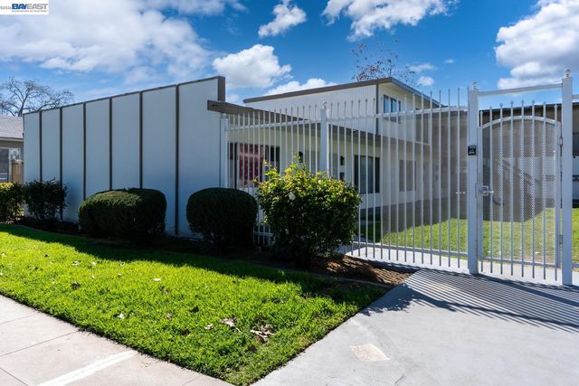 132 W 18Th St, Merced, CA 95340